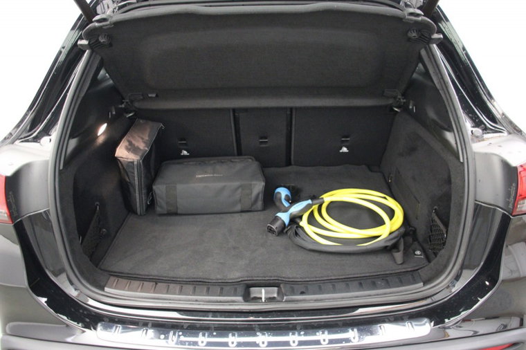 Vehicle Image 13