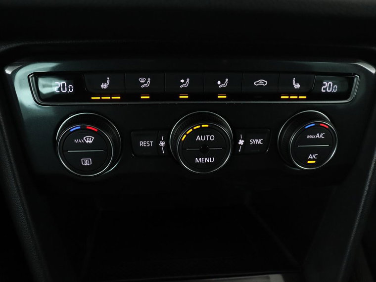 Vehicle Image 28