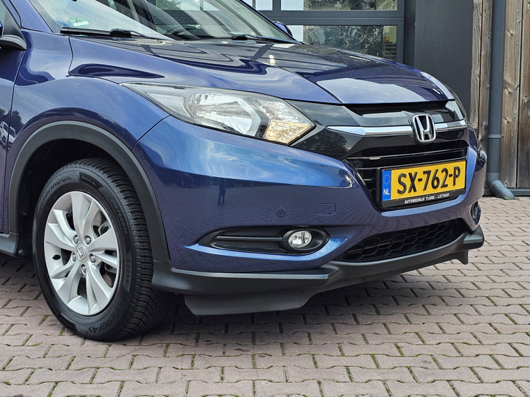 Vehicle Image 36