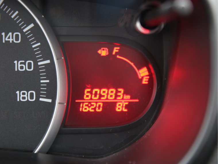 Vehicle Image 19