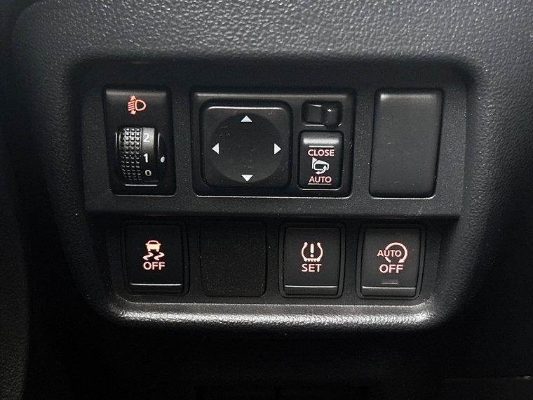 Vehicle Image 26