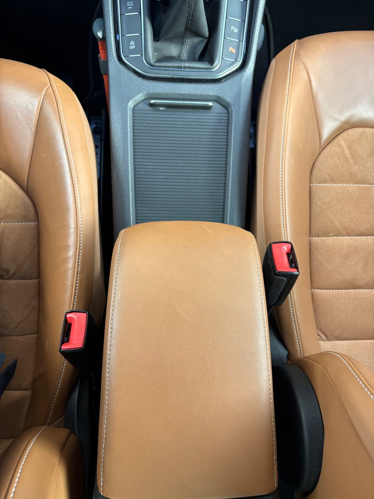 Vehicle Image 26