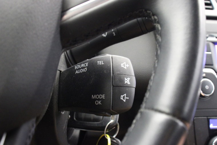 Vehicle Image 24