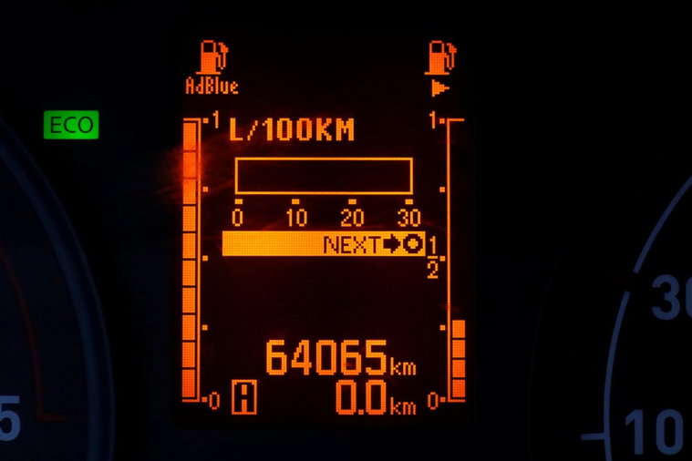 Vehicle Image 24