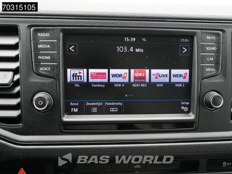 Vehicle Image 17