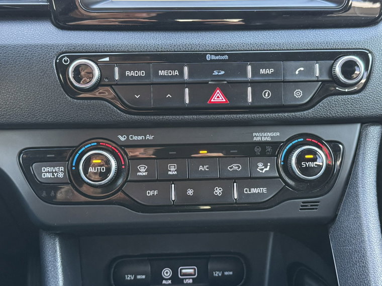 Vehicle Image 27