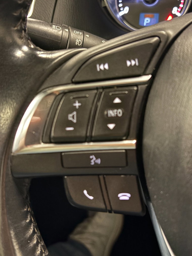 Vehicle Image 33