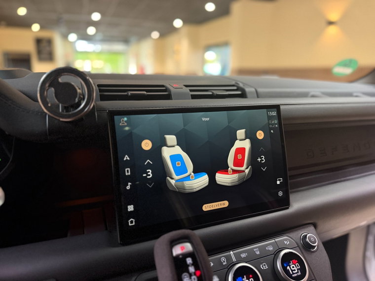 Vehicle Image 36