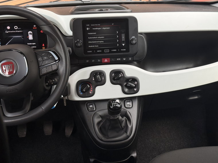 Vehicle Image 26