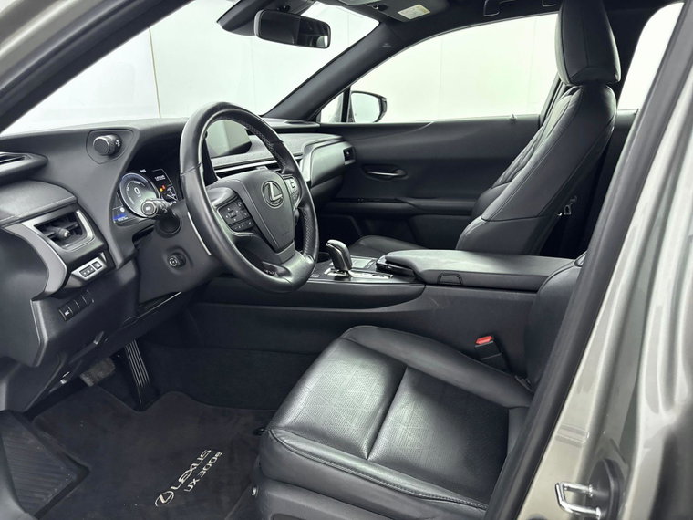 Vehicle Image 19