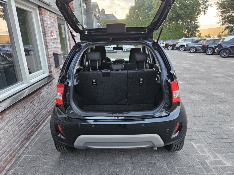 Vehicle Image 30