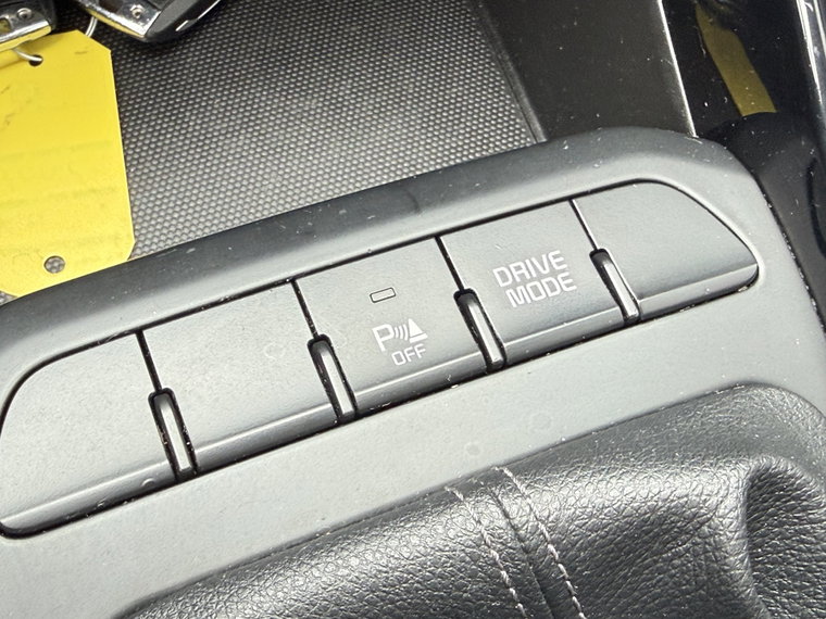 Vehicle Image 29