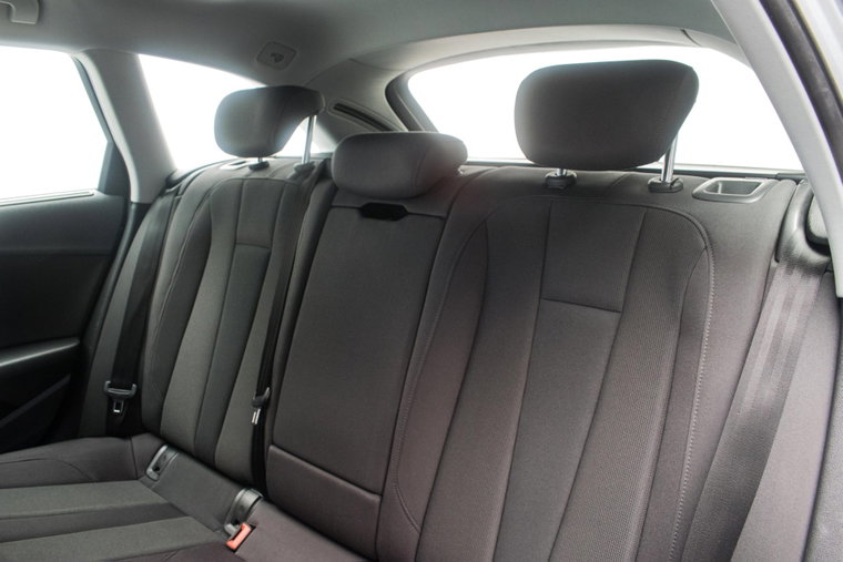 Vehicle Image 37