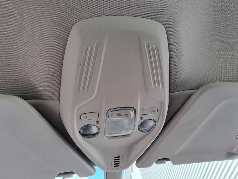 Vehicle Image 33