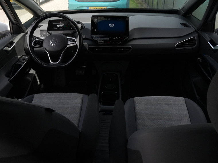 Vehicle Image 29