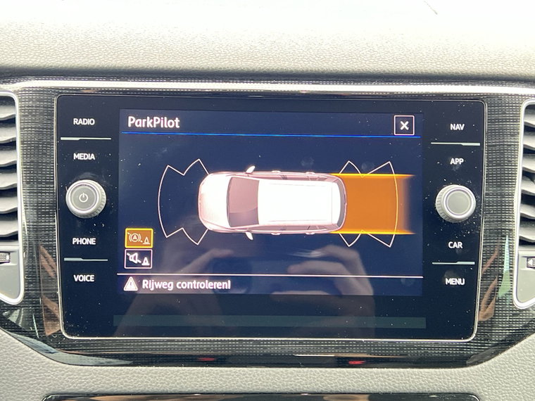 Vehicle Image 27
