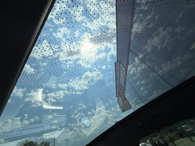 Vehicle Image 46