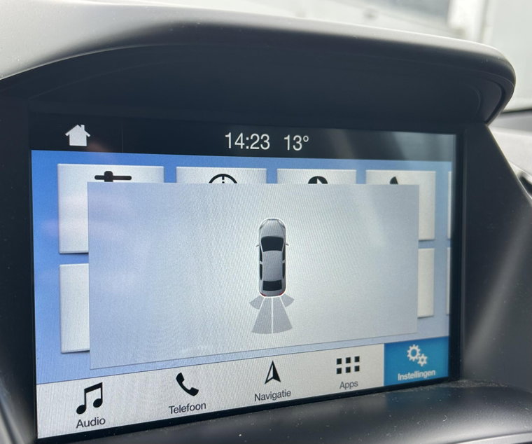 Vehicle Image 15