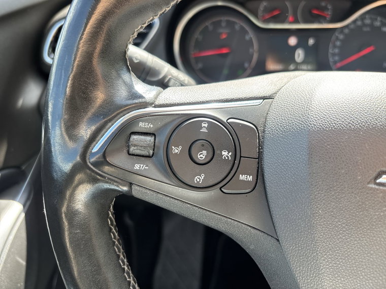 Vehicle Image 24