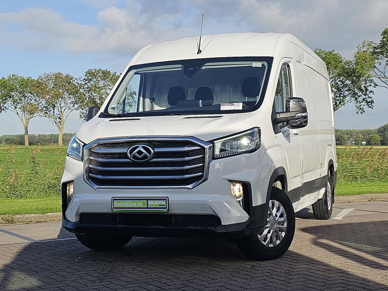 Maxus Deliver9