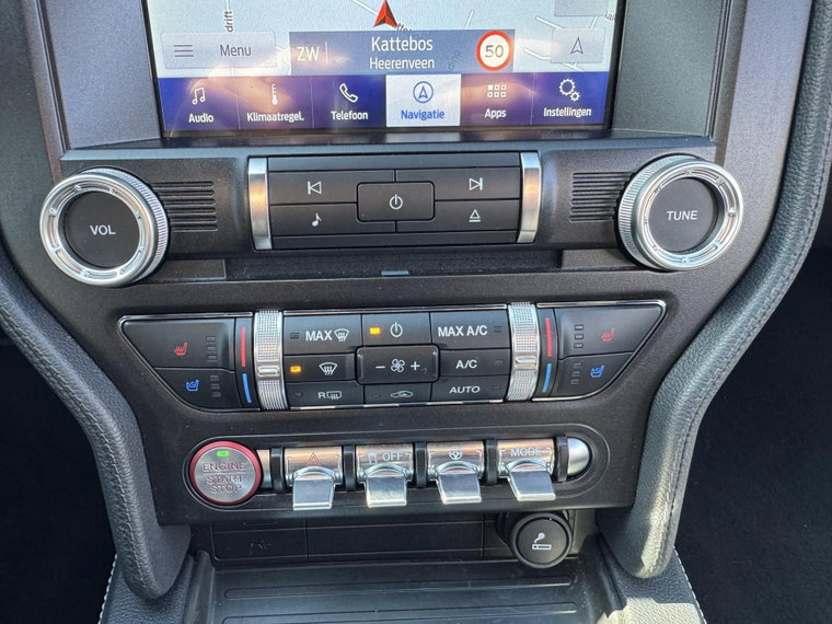 Vehicle Image 26