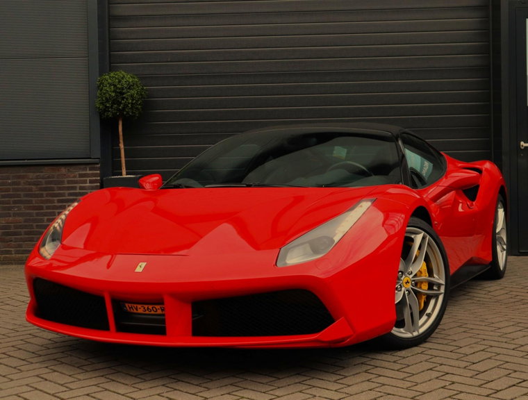 Ferrari 488