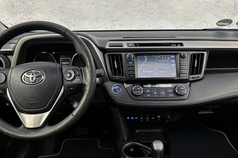 Vehicle Image 11