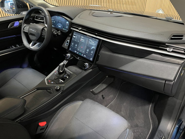 Vehicle Image 31