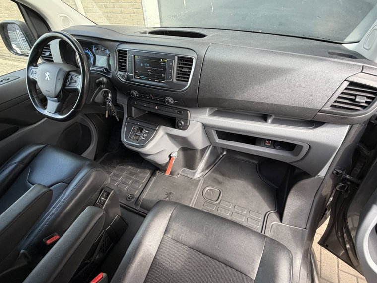 Vehicle Image 39