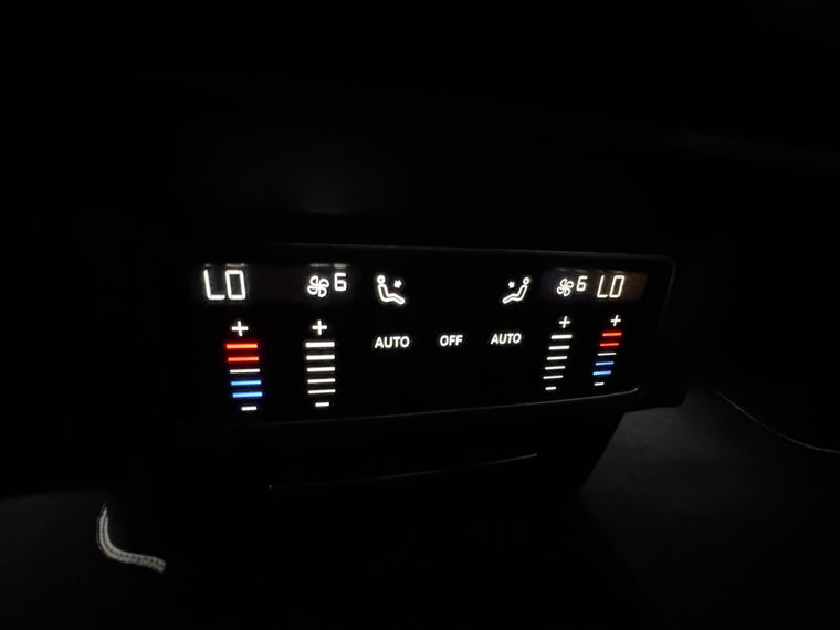Vehicle Image 39