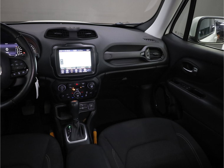 Vehicle Image 27