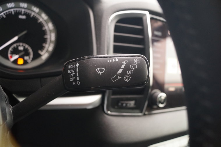Vehicle Image 27