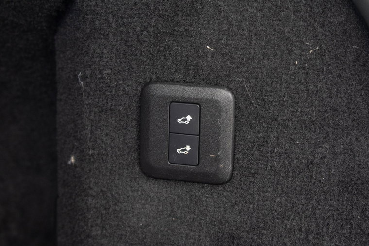 Vehicle Image 43