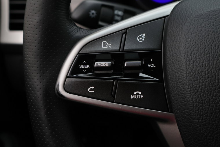 Vehicle Image 35