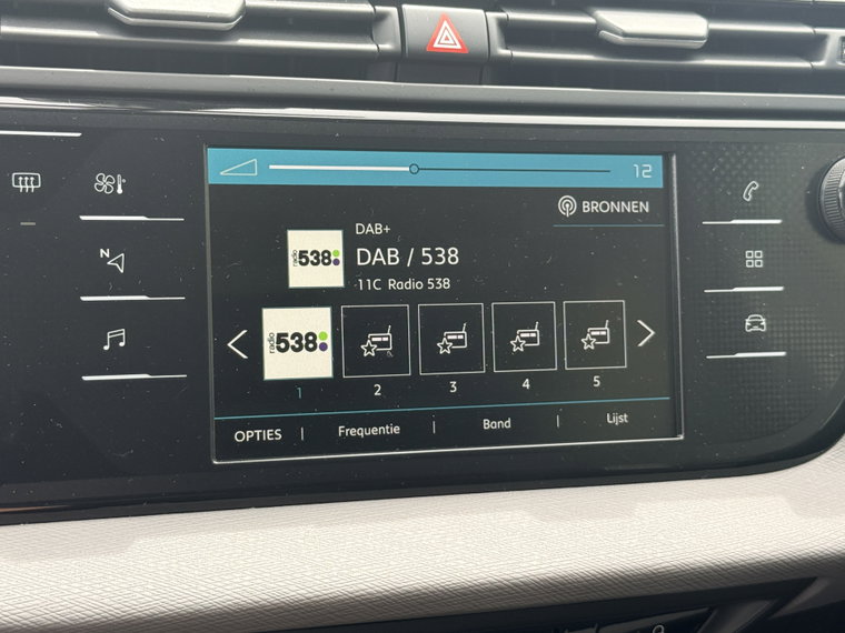 Vehicle Image 41