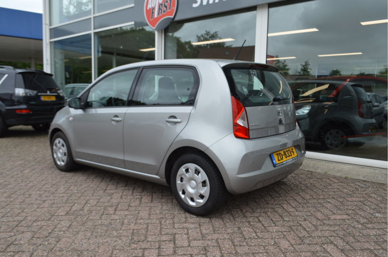 Vehicle Image 7