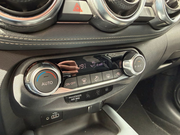 Vehicle Image 26
