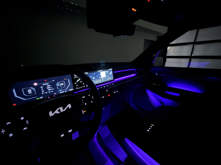Vehicle Image 58