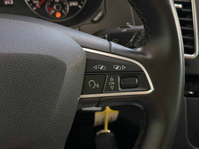 Vehicle Image 27