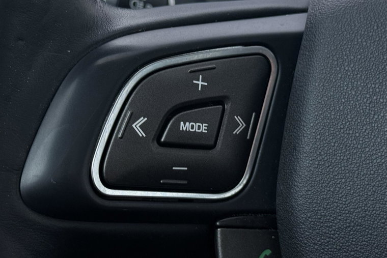 Vehicle Image 35