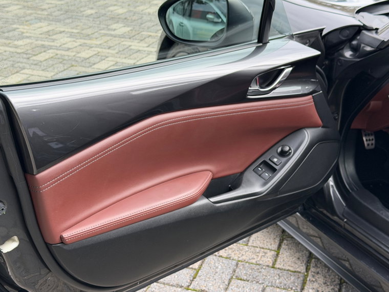 Vehicle Image 37