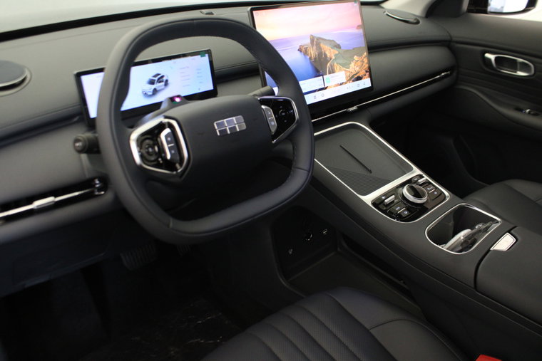 Vehicle Image 19