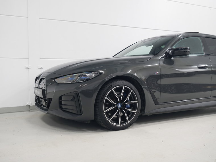 Vehicle Image 36