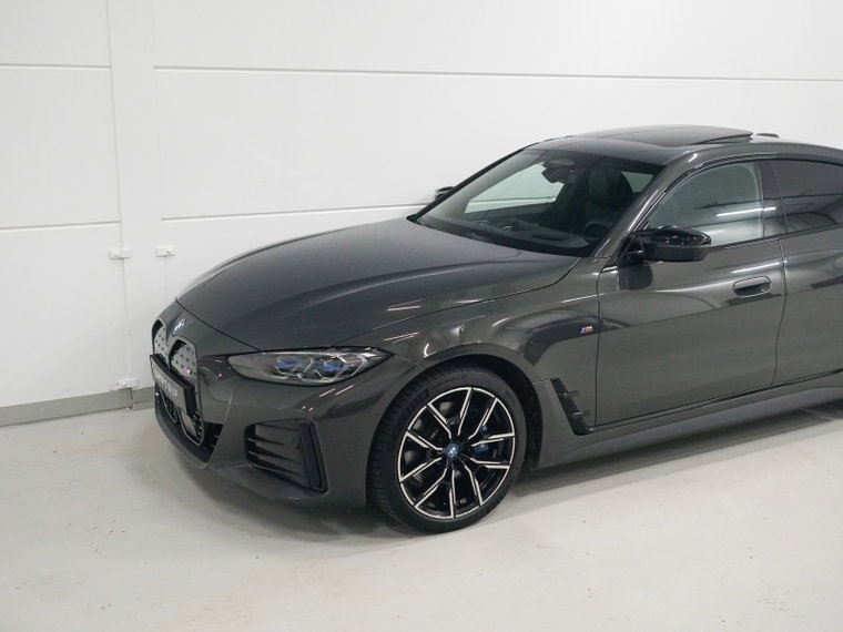 Vehicle Image 37