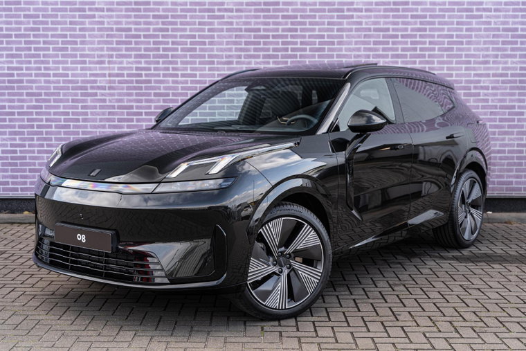 Lynk & Co 08