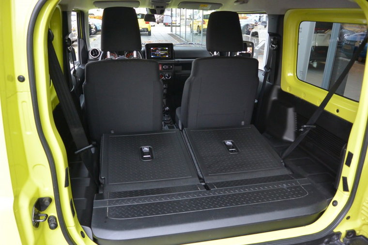 Vehicle Image 12