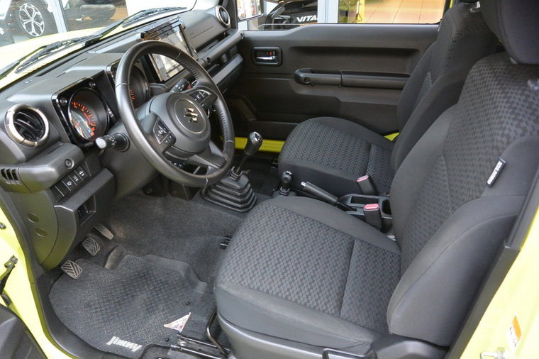 Vehicle Image 18