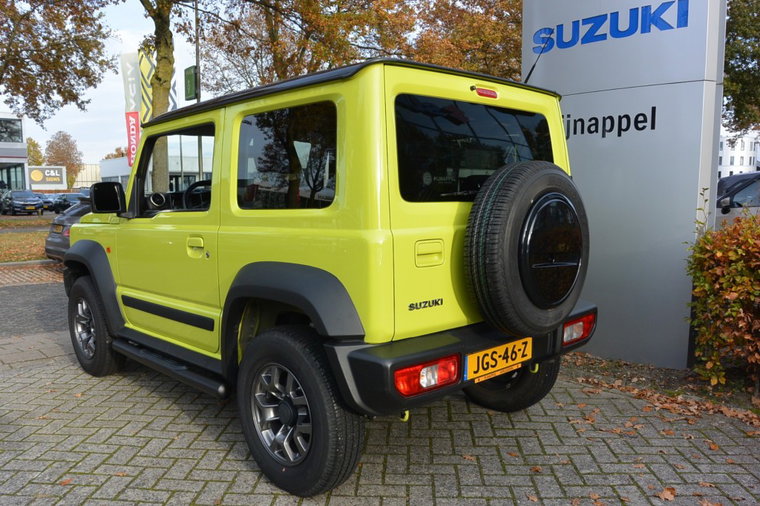 Vehicle Image 5