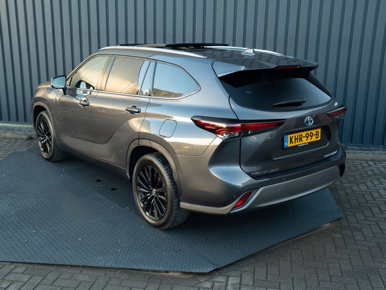 Vehicle Image 50