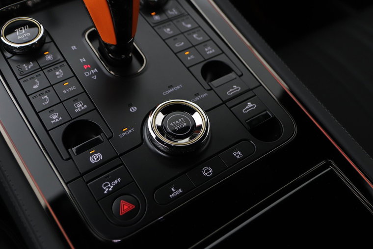 Vehicle Image 36